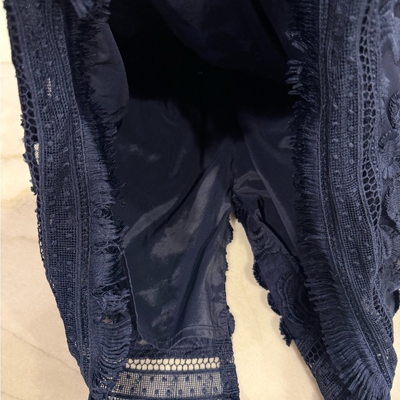Trina Turk Dress Size 6 Navy Blue Textured Floral Embroidered Fringe Trim - Picture 8 of 14